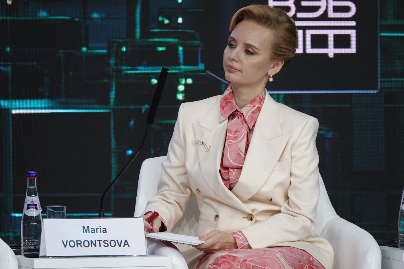Мария Воронцова во&nbsp;время Международного экономического форума «Медиа» в&nbsp;Санкт-Петербурге