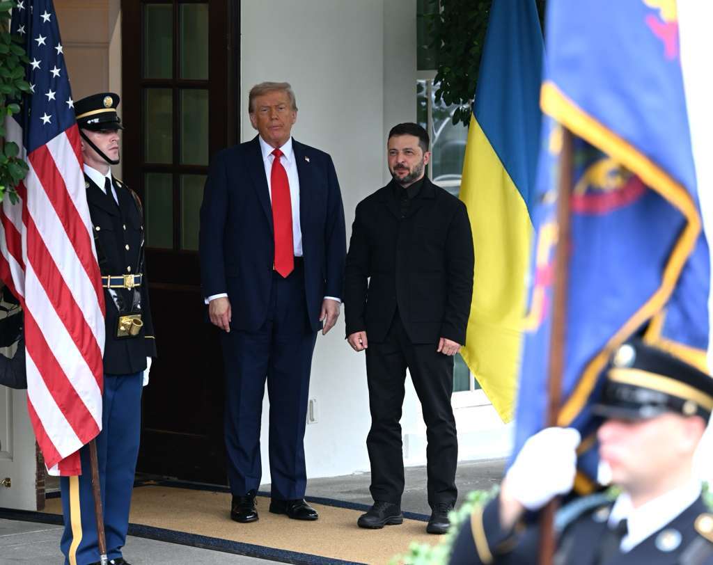 Дональд Трамп и Владимир Зеленский встретились в Белом доме