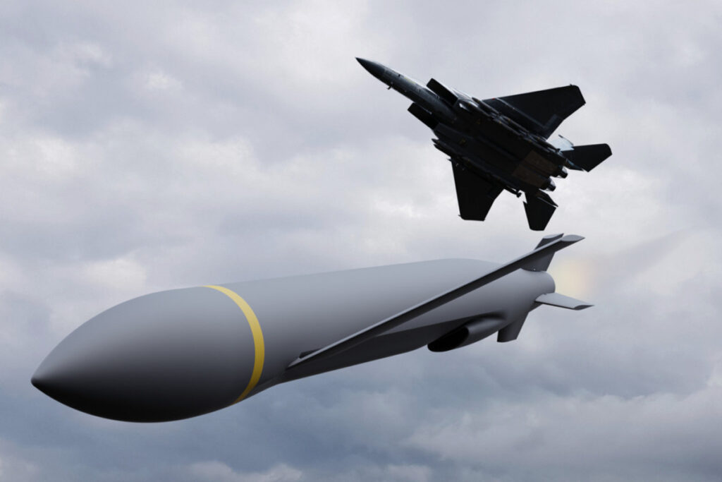 США поставят Украине несколько более 3 тысяч новейших ракет ERAM. Эти ракеты специально создают для войны в Украине