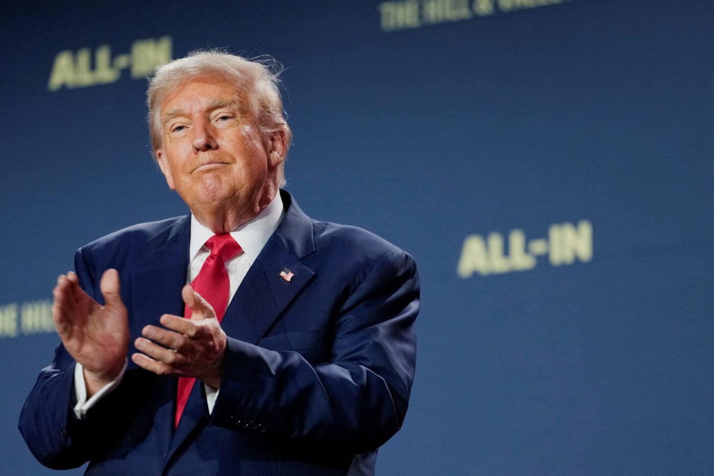 Трамп ввёл чрезвычайное положение из-за Кубы и пригрозил пошлинами странам-поставщикам нефти