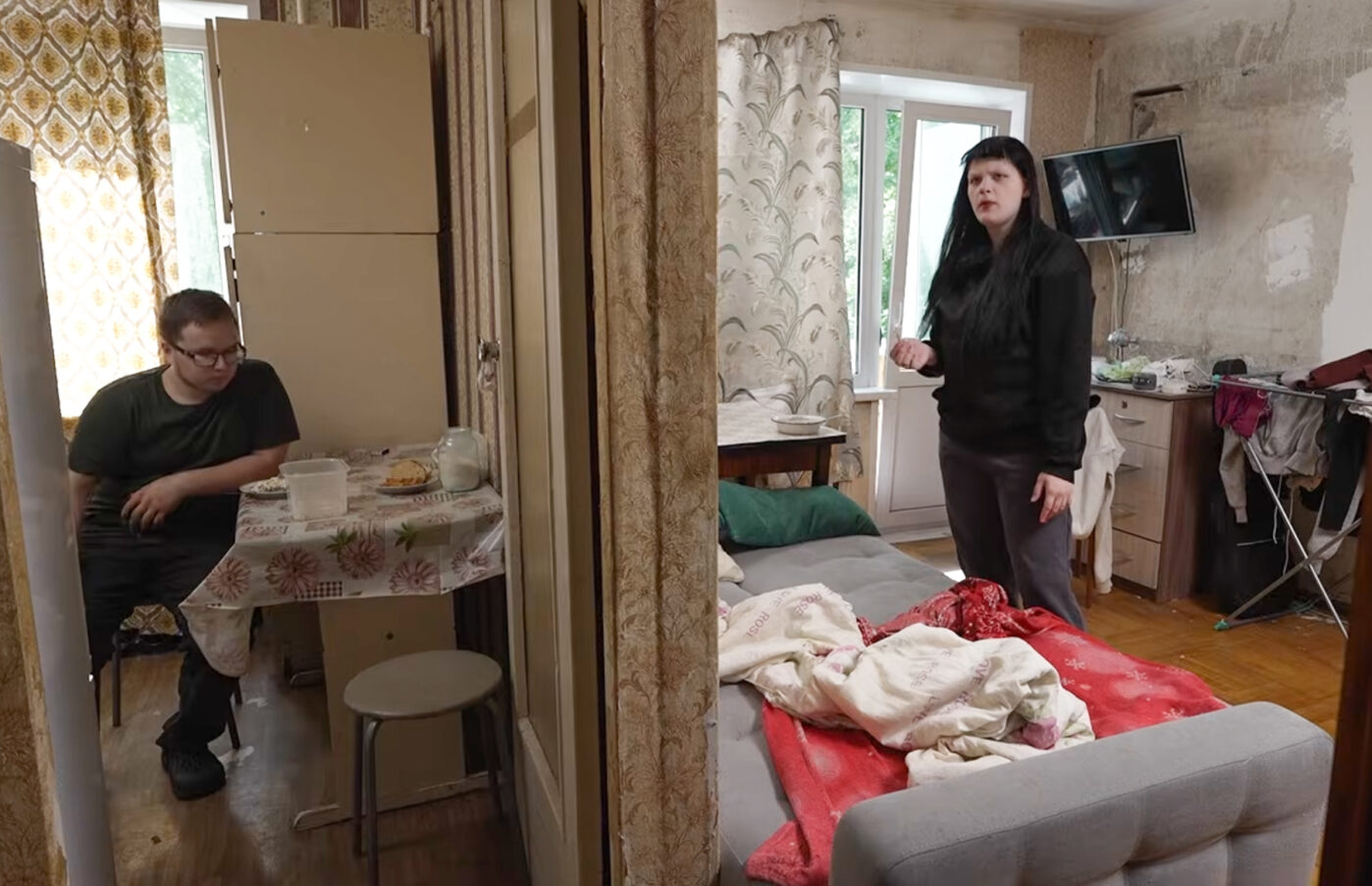 Популярное шоу «Беременна в 16», которое выходило на телеканале «Ю» с 2019 года, в 2024 году переименовали в «Мама в 16»